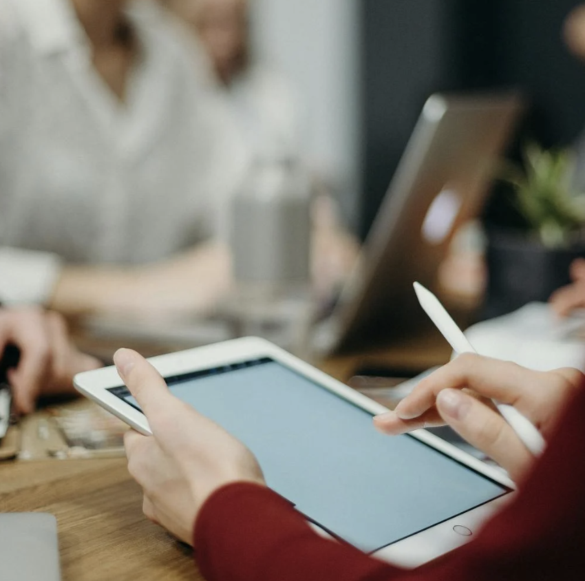 Community Roundtable: How Designers Should Be Using AI